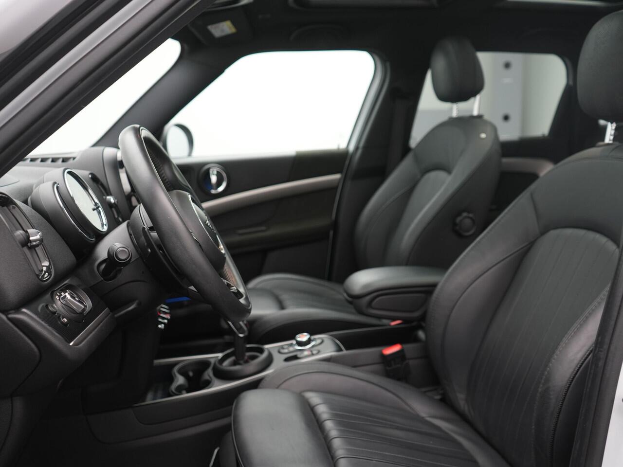 Mini COUNTRYMAN 2.0 John Cooper Works ALL4 Chili - RIJKLAARPRIJS - Automaat - Achteruitrijcamera -Stoelverwarming - 306 PK