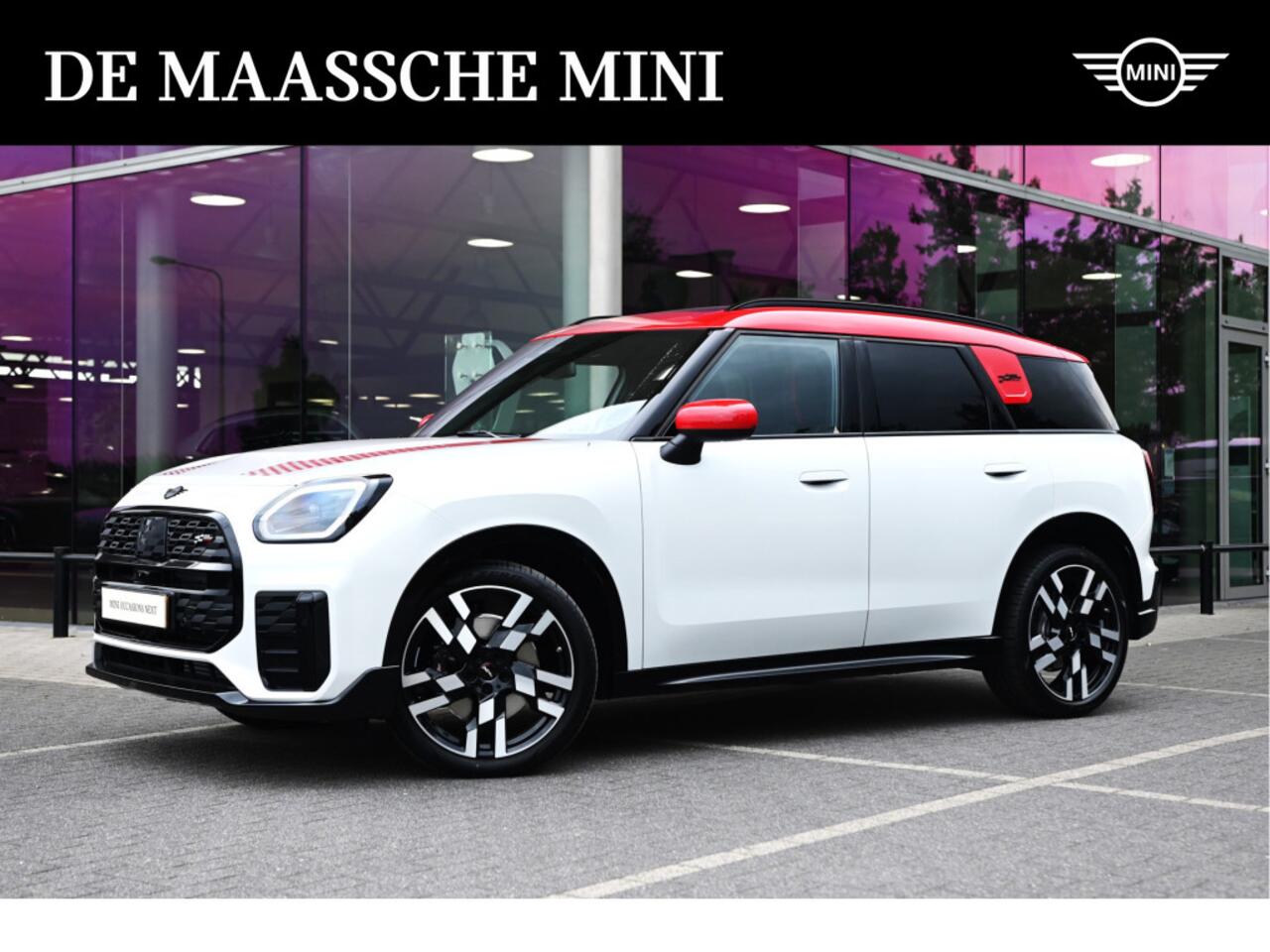 mini-countryman-e---john-cooper-wor