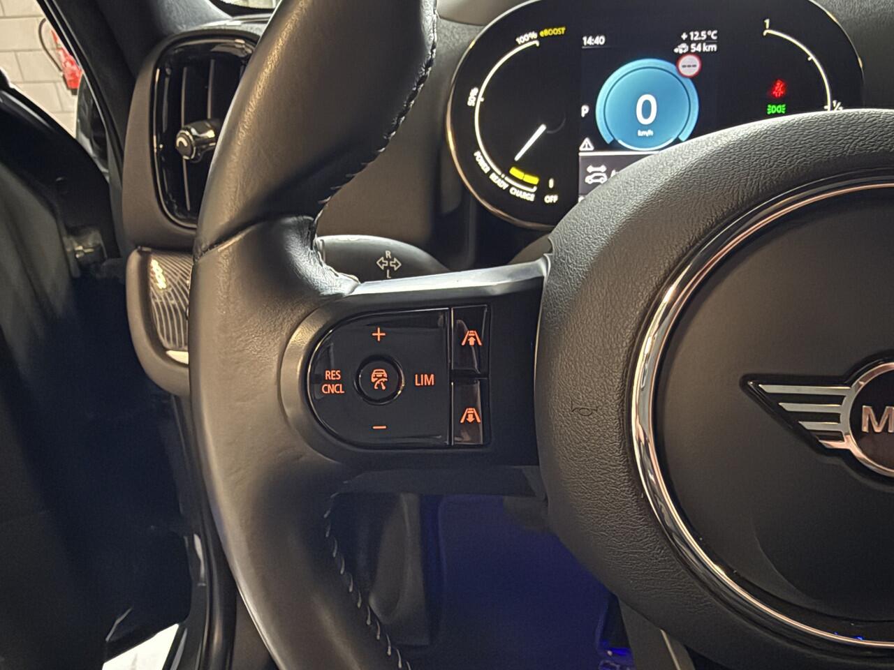 Mini COUNTRYMAN 2.0 Cooper SE ALL4 Pano/H&K/Camera