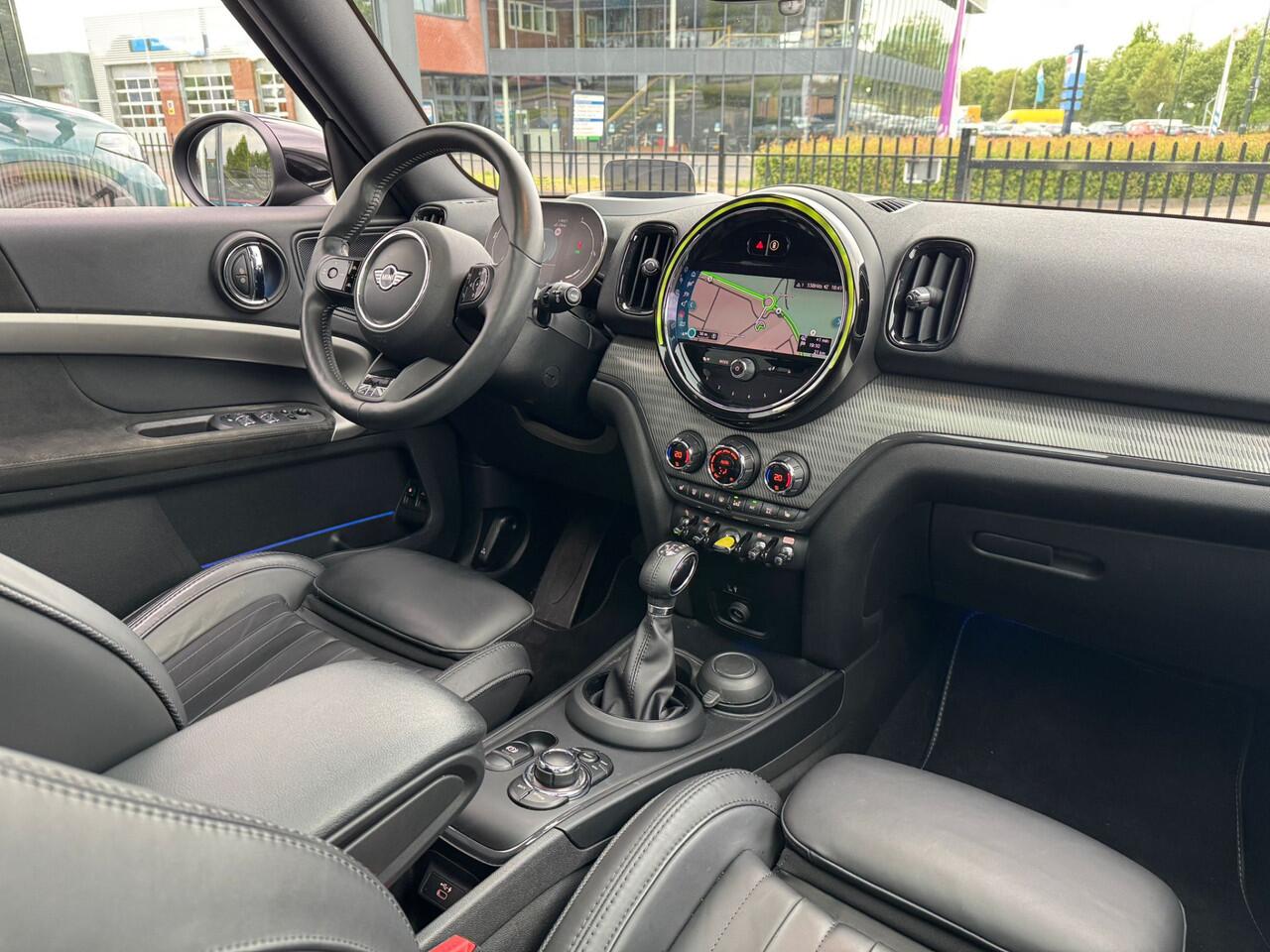 Mini COUNTRYMAN Mini Cooper S E ALL4 Yours Leder pano.dak Elek.Stoelen Ada.Cruis control Head-up Apple Carplay Nav.Plus Camera 18''LM Velgen