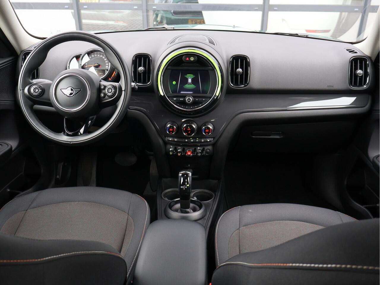 Mini COUNTRYMAN Mini 1.5 Cooper Chili Automaat | Navi | Cruise | DAB | Stoelverw. | PDC |