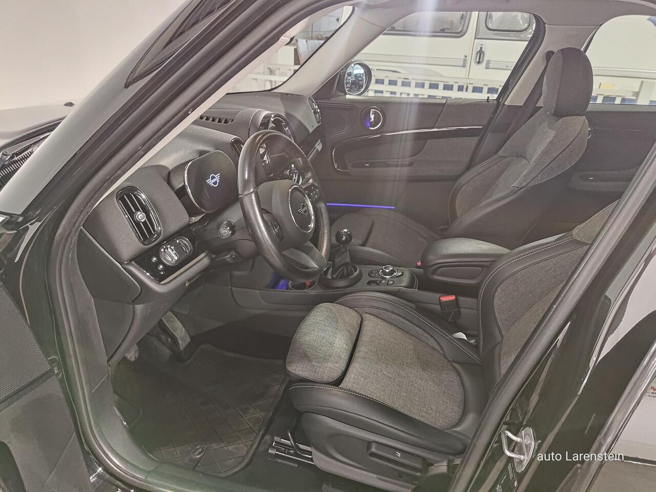 Mini COUNTRYMAN Mini 1.5 Cooper 136pk Business Classic Edition 100kw Carplay / A.Cam./ Navi / Cruise C./ ECC