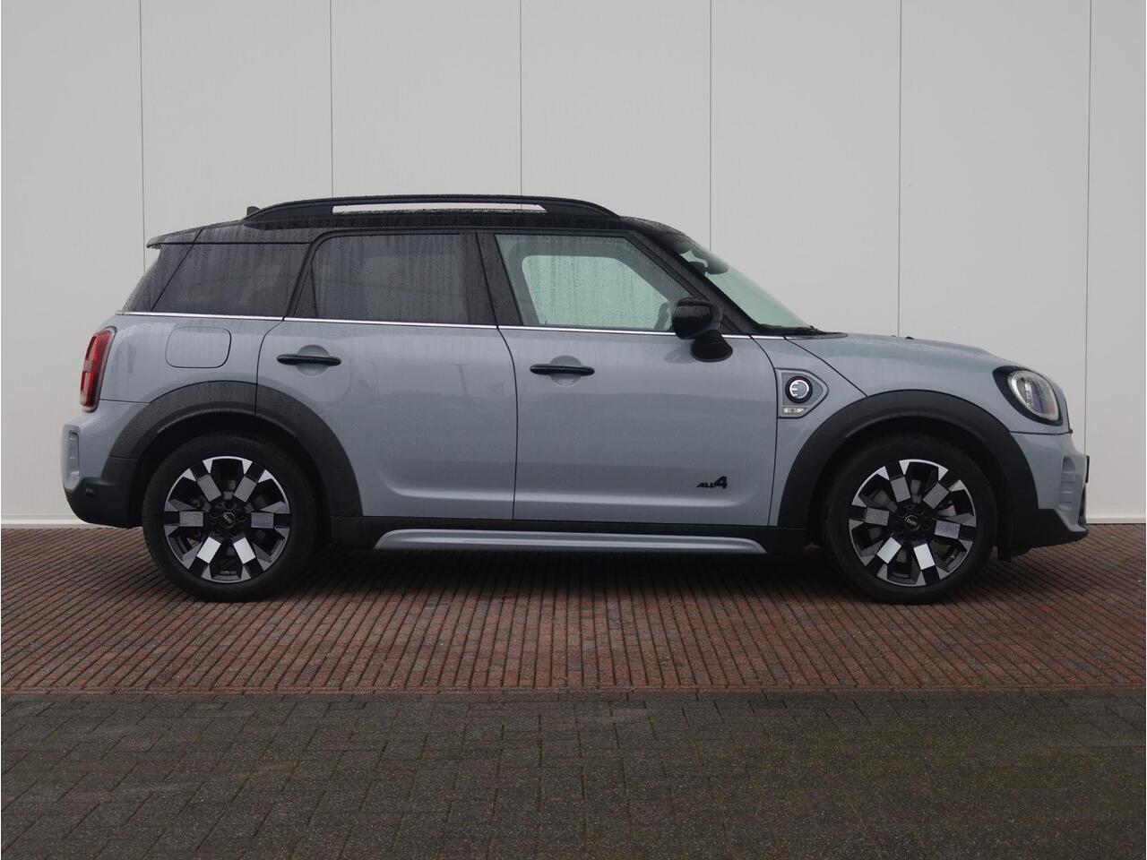 Mini COUNTRYMAN Mini 1.5 Cooper S E ALL4 Untamed Edition Comfort Access/ Achteruitrijcamera/ Stoelverwarming/ Cruise Control/ Driving Assistant