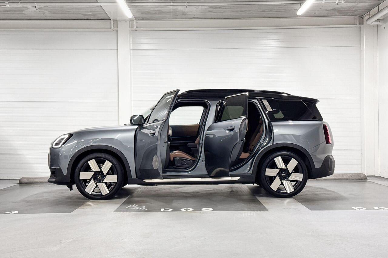 Mini COUNTRYMAN SE ALL4 Favoured | Harman/Kardon | Stoelverwarming | Pakket XL
