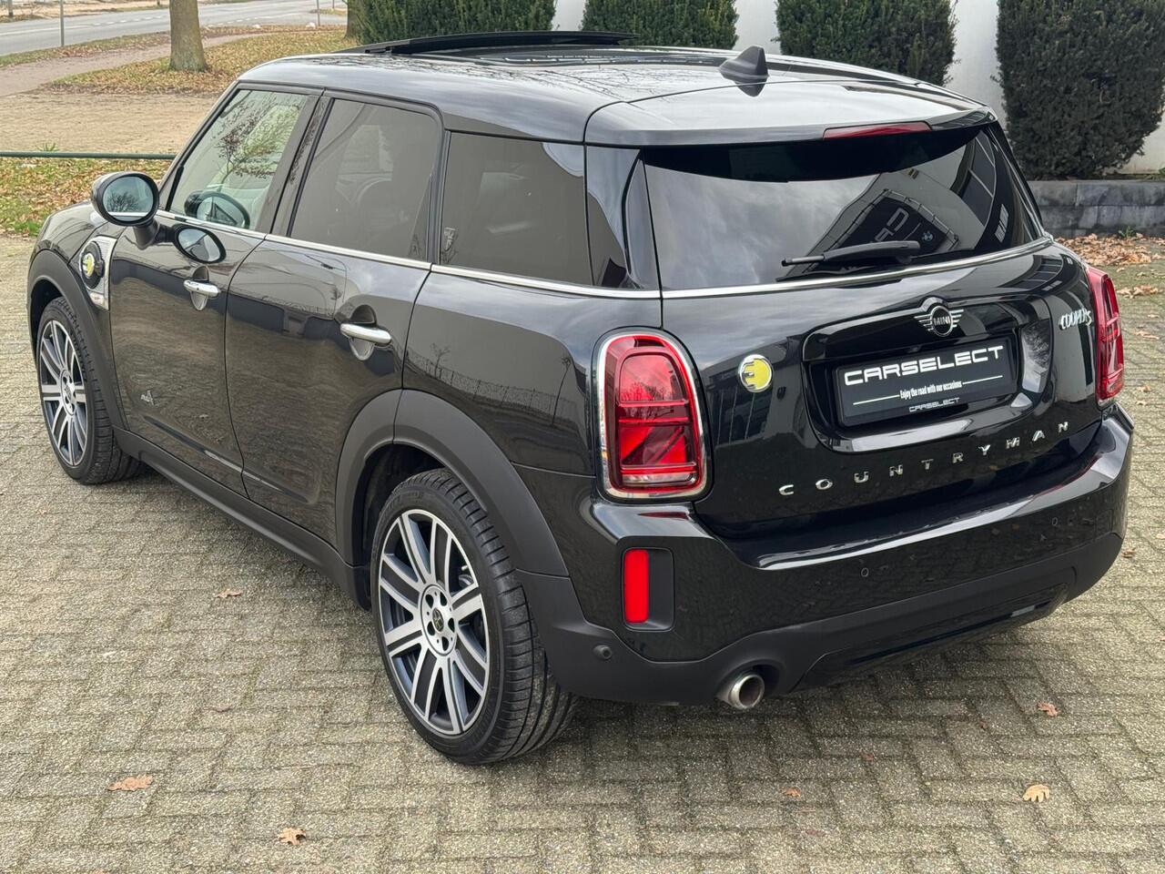 Mini COUNTRYMAN 2.0 Cooper SE ALL4 Yours Panoramadak Harman/Kardon Head-up Vol opties . Neem contact op en we maken een afspraak!