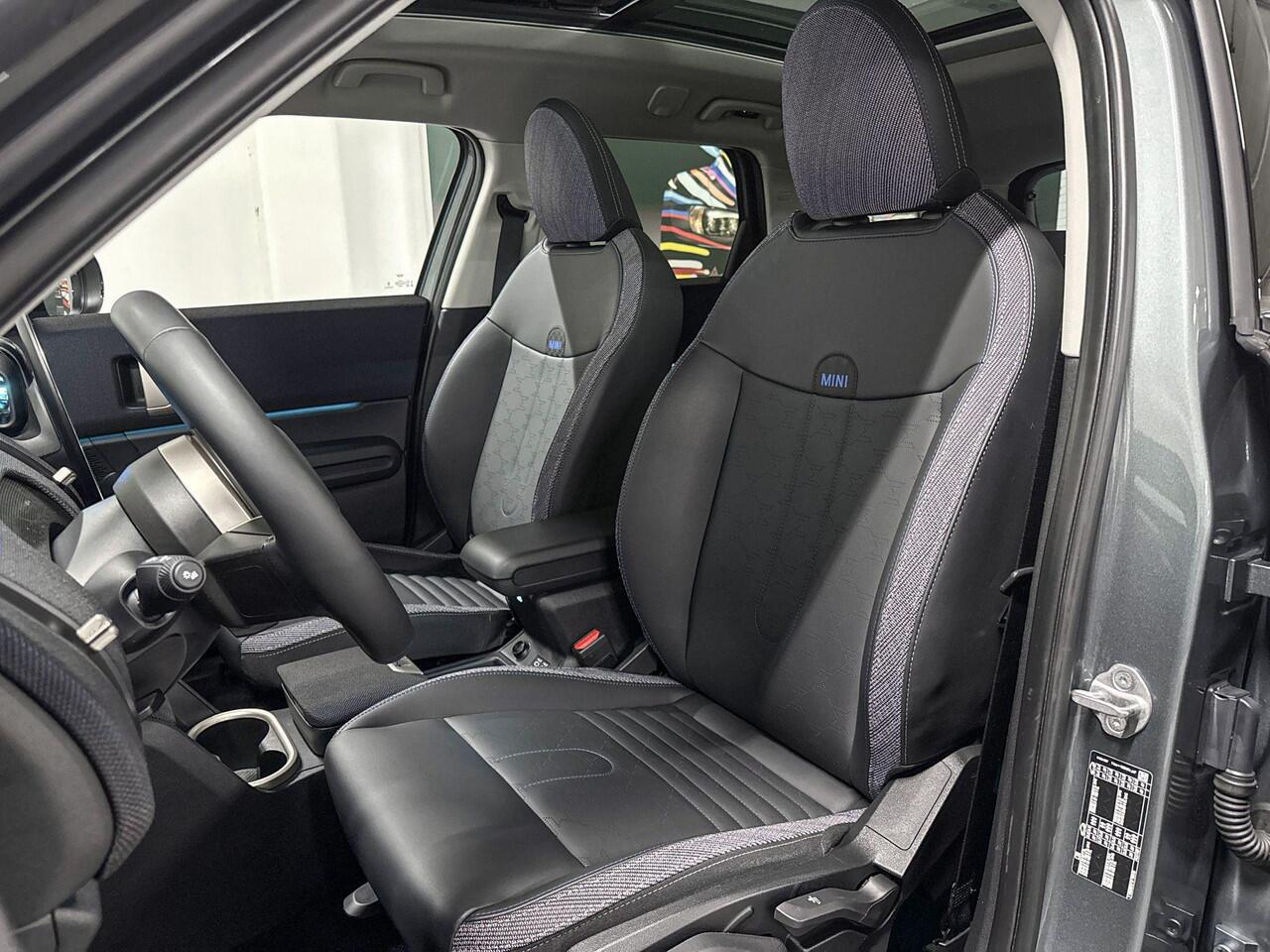 Mini COUNTRYMAN C Classic M Plus | Panoramadak | Head-Up Display | Stuurwielverwarming