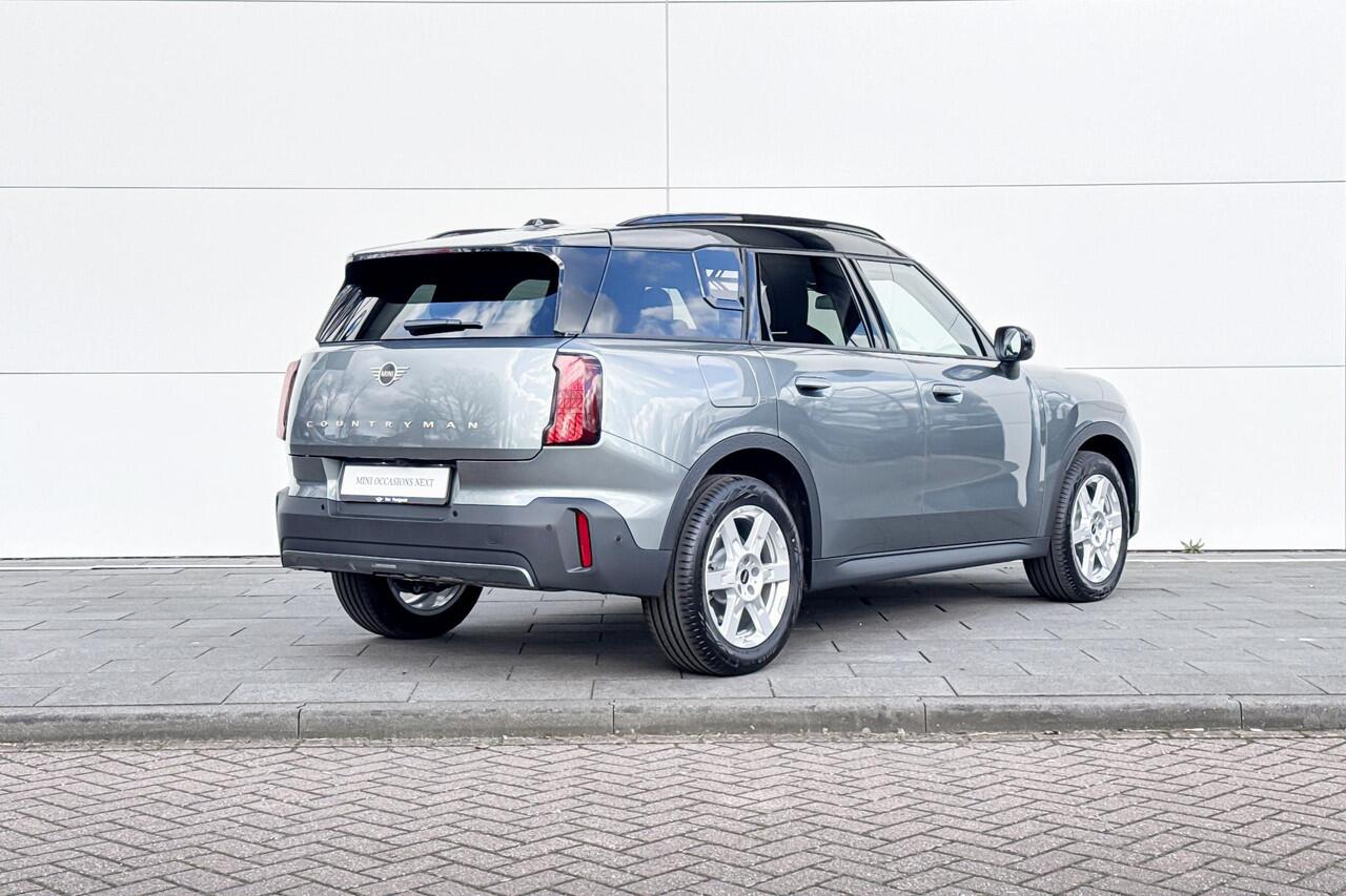 Mini COUNTRYMAN C Classic Classic uitvoering | Trekhaak | Panoramadak | Head-Up Display