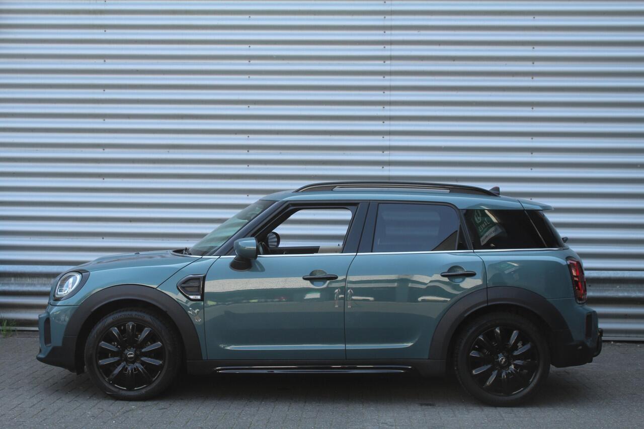 Mini COUNTRYMAN 1.5 136pk Business Edition AUTOMAAT NL-Auto NAP Clima Cruise Navi Carplay Camera 17"LMV Leder Afn. Trekhaak 1500kg