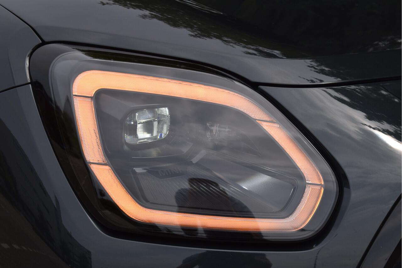 Mini COUNTRYMAN Mini S 313 PK SE ALL4 John Cooper Works S 66.5 kWh | NL-Auto | Standkachel | Camera | Keyless | HUD | Stuurverwarming | Carplay | Full LED