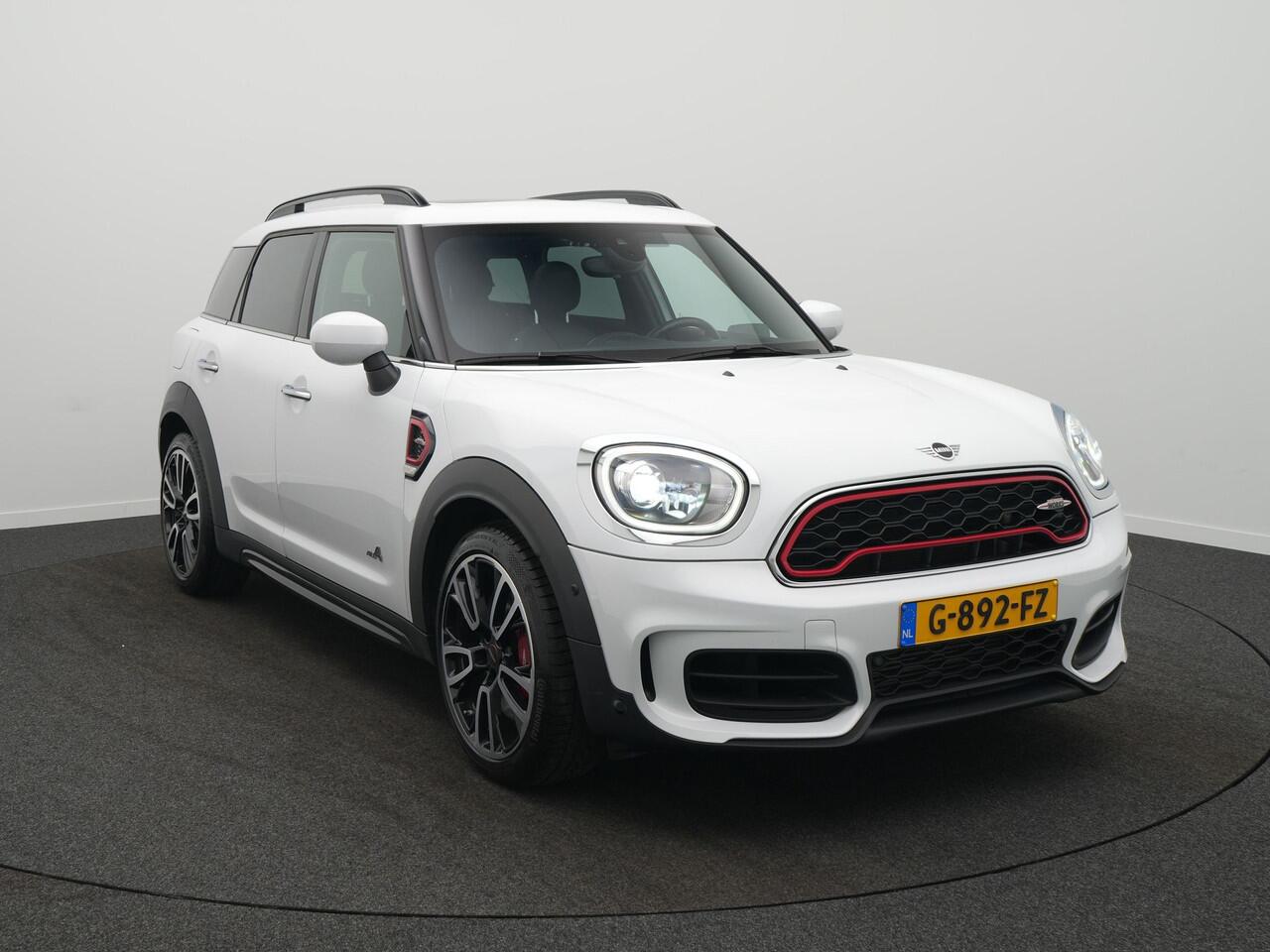 Mini COUNTRYMAN 2.0 John Cooper Works ALL4 Chili - RIJKLAARPRIJS - Automaat - Achteruitrijcamera -Stoelverwarming - 306 PK