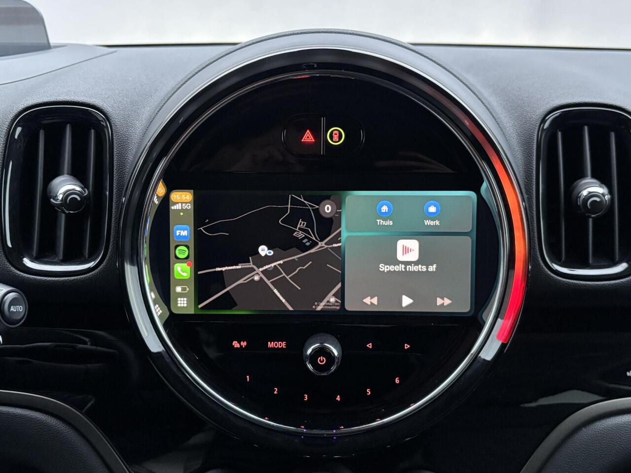 Mini COUNTRYMAN Mini Cooper S E ALL4 Untamed Edition / PHEV / Dealer Onderhouden / HUD / Navigatie / Apple Carplay & Android Auto / Stoelverwarming / Cruise / Clima /