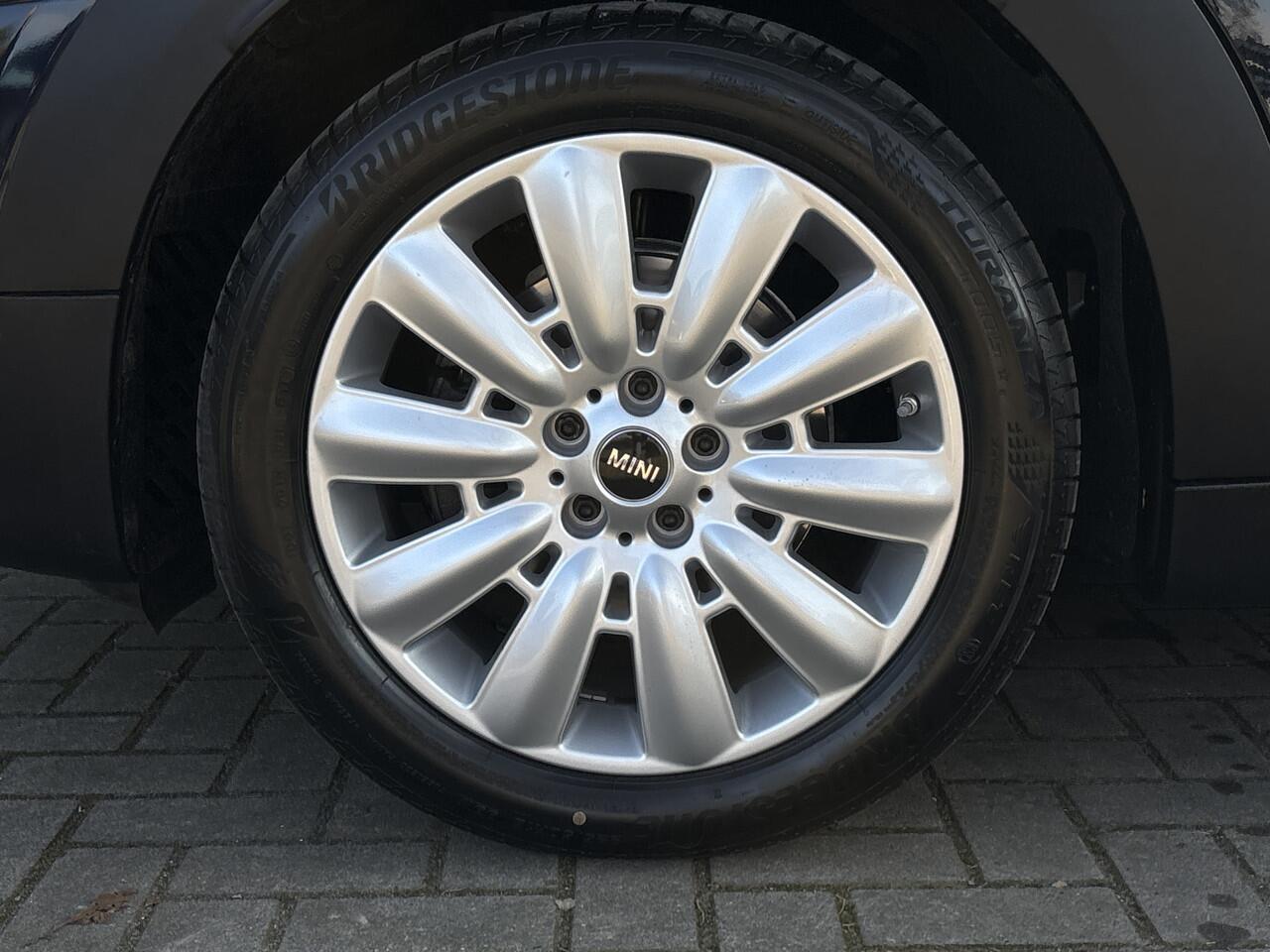 Mini COUNTRYMAN Mini 1.5 Cooper Classic Business Edition - Stoelverwarming -