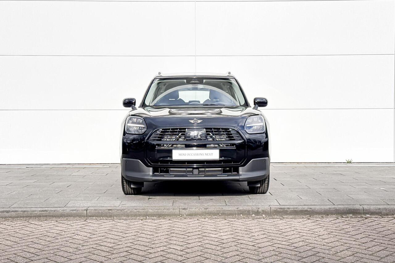 Mini COUNTRYMAN C Essential XS Essential Trim | Pakket XS |