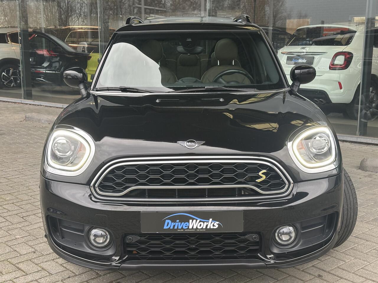 Mini COUNTRYMAN Mini 2.0 Cooper S E ALL4 Chili | Leer | Panorama | Key-less | Winter-pakket | Interesse, Proefrit? Bel of app met: 06-24 28 28 42