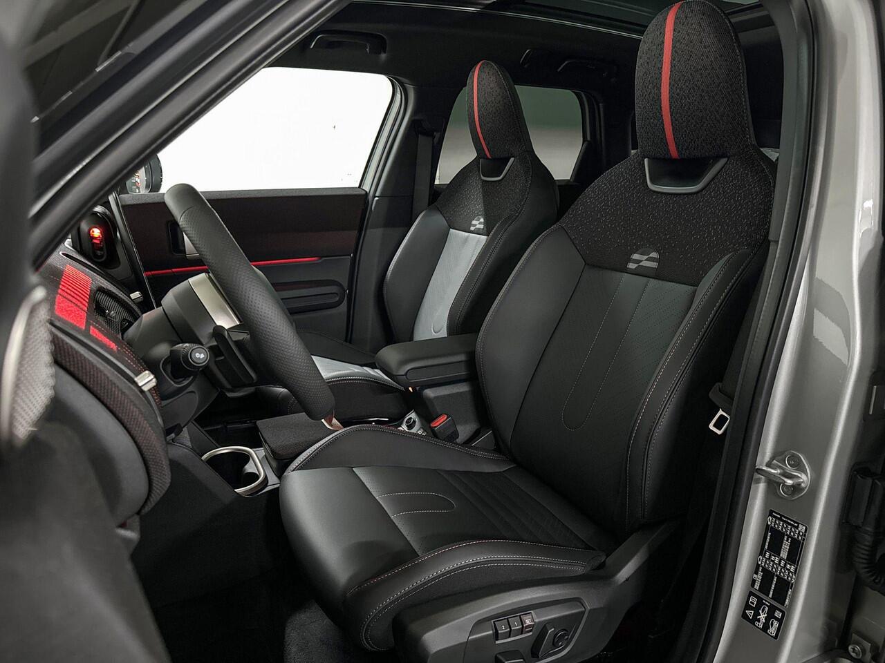 Mini COUNTRYMAN 2.0 JCW ALL4 John Cooper Works XL | Voorbereiding bagagerek | Glazen Panoramadak | Extra getint glas in achterportierruiten en achterruit