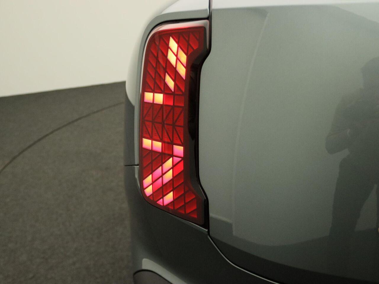 Mini COUNTRYMAN E | Classic Uitvoering + Pakket L | Panoramadak