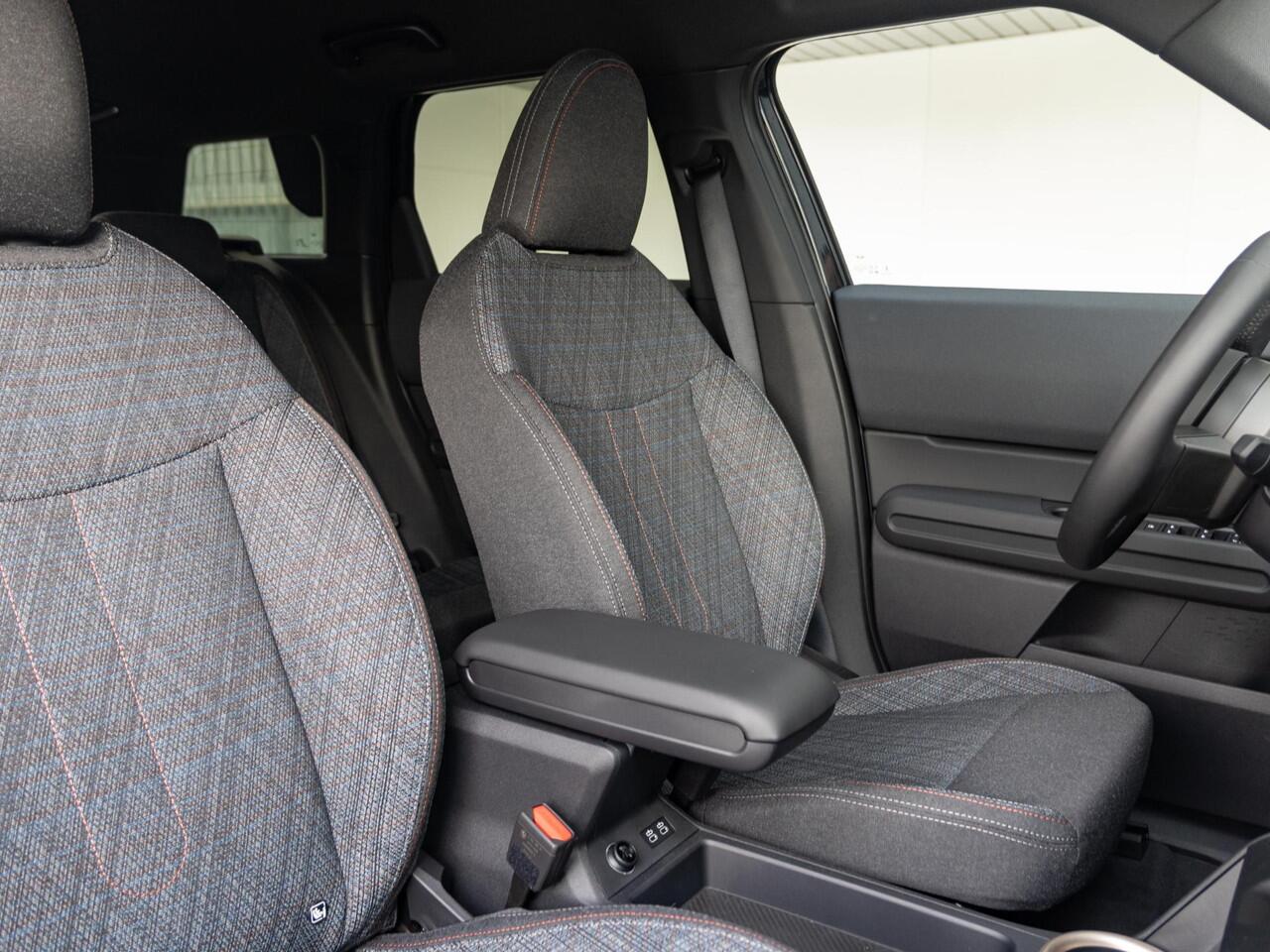 Mini COUNTRYMAN C | Blackyard Edition