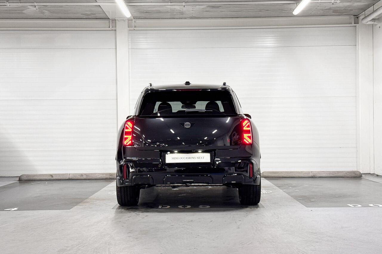 Mini COUNTRYMAN S ALL4 | John Cooper Works Uitvoering | Pakket L | 20" JCW Flag Spoke 2-tone