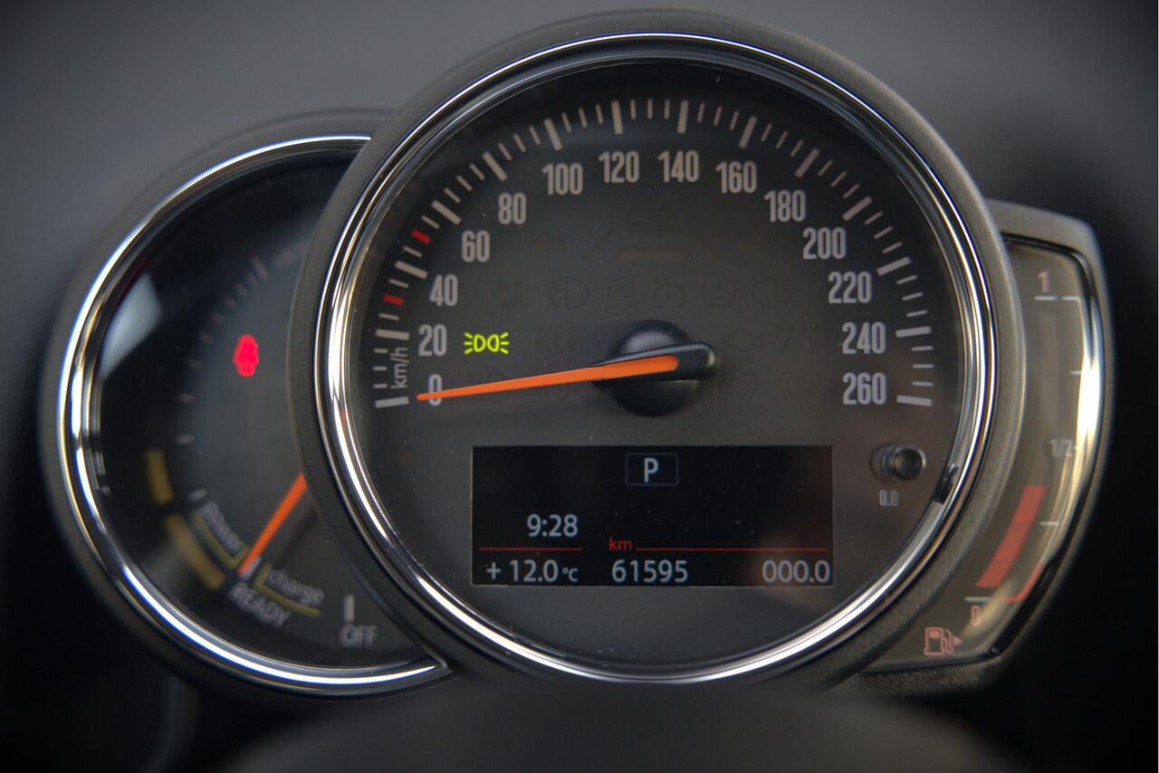 Mini COUNTRYMAN Mini 2.0 Cooper S E ALL4 | Stoelverwarming | Parkeersensoren | Apple Carplay | Navigatie | Keyless | Ambiance Verlichting | Climate Control |