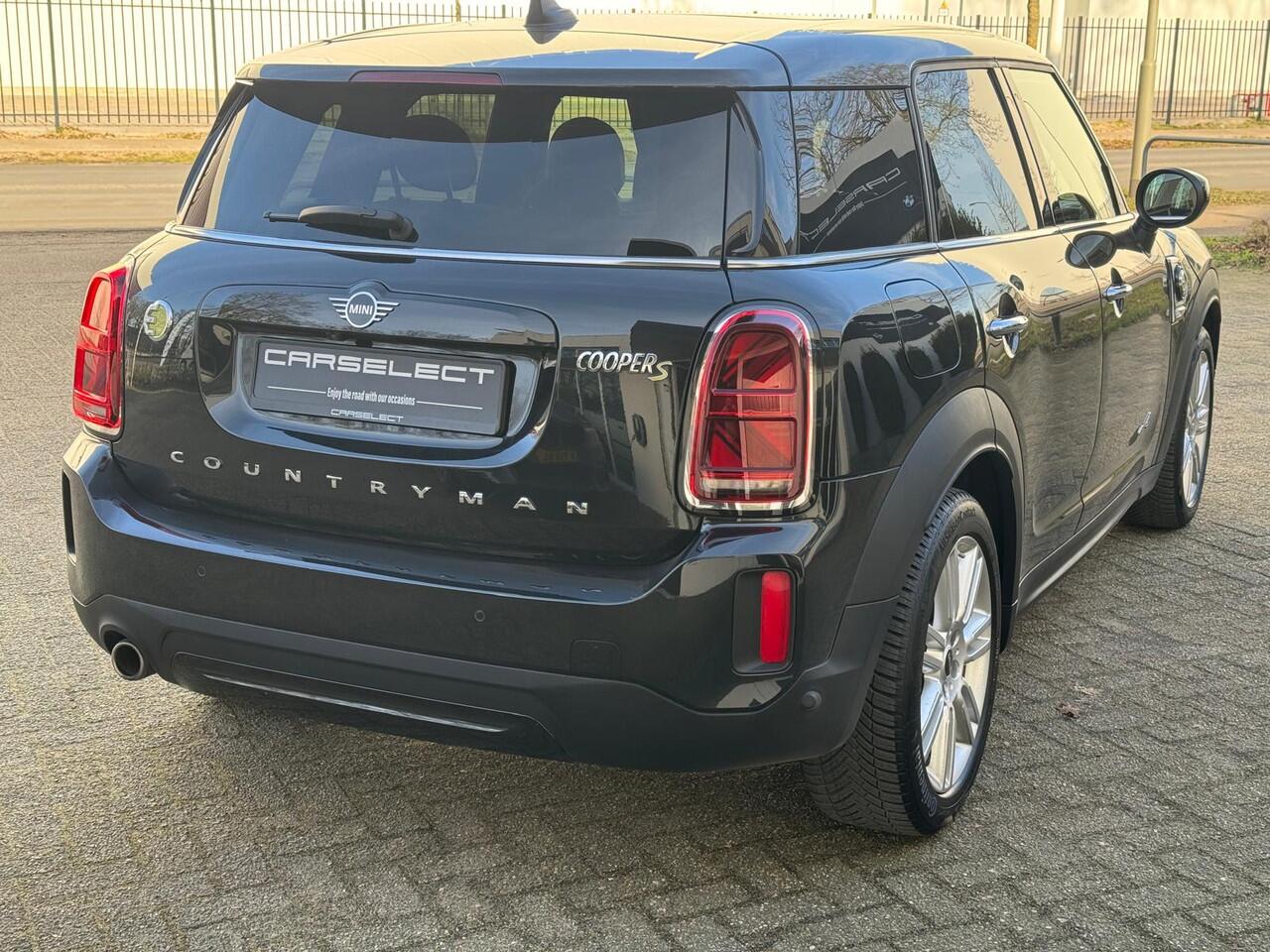 Mini COUNTRYMAN 2.0 Cooper SE ALL4 HARMAN/KARDON PANORAMADAK HEAD-UP ELECTR STOEL en MEMO, Vol Opties Neem contact op en we maken een afspraak!
