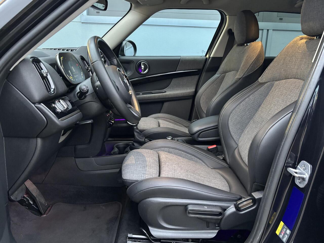 Mini COUNTRYMAN Mini Cooper S E ALL4 Untamed Edition / PHEV / Dealer Onderhouden / HUD / Navigatie / Apple Carplay & Android Auto / Stoelverwarming / Cruise / Clima /