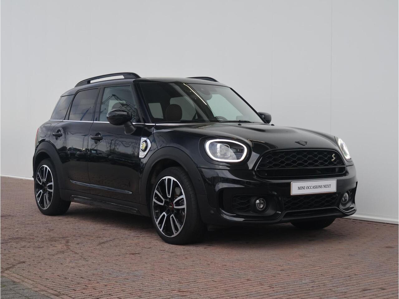 Mini COUNTRYMAN Mini 2.0 Cooper S E ALL4 John Cooper Works Achteruitrijcamera/ Panoramadak/ Comfortstoelen/ Stoelverwarming/ Harman-Kardon/ Head-Up
