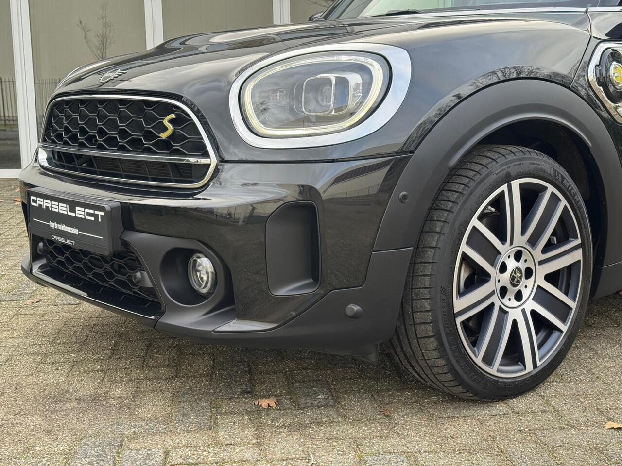 Mini COUNTRYMAN 2.0 Cooper SE ALL4 Yours Panoramadak Harman/Kardon Head-up Vol opties . Neem contact op en we maken een afspraak!