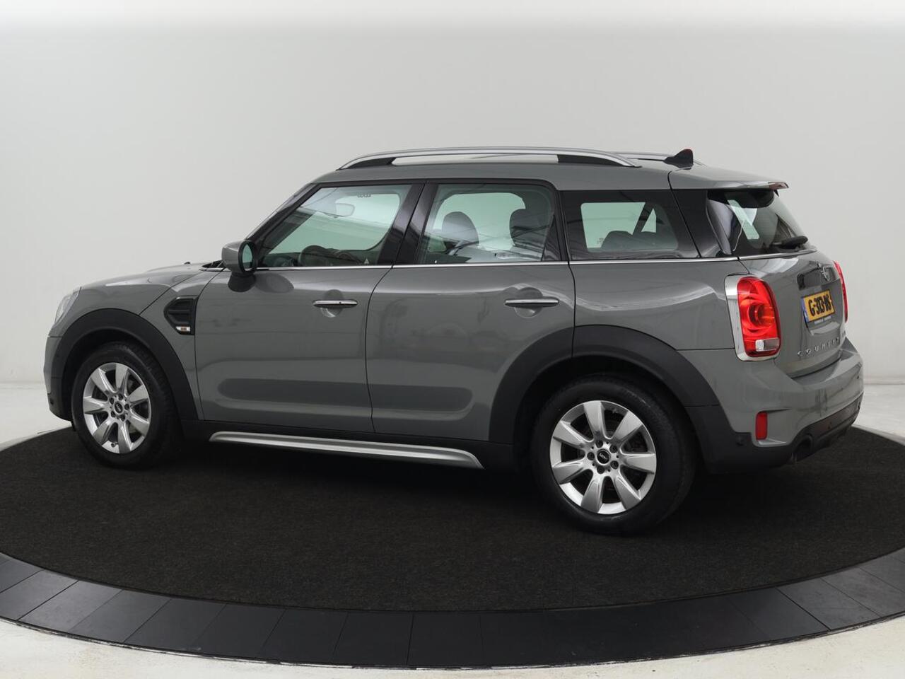Mini COUNTRYMAN 1.5 One Business Edition | Harman/Kardon | Carplay | Full LED | Keyless | Navigatie | Park Assist | Half leder | Climate control | Cruise control