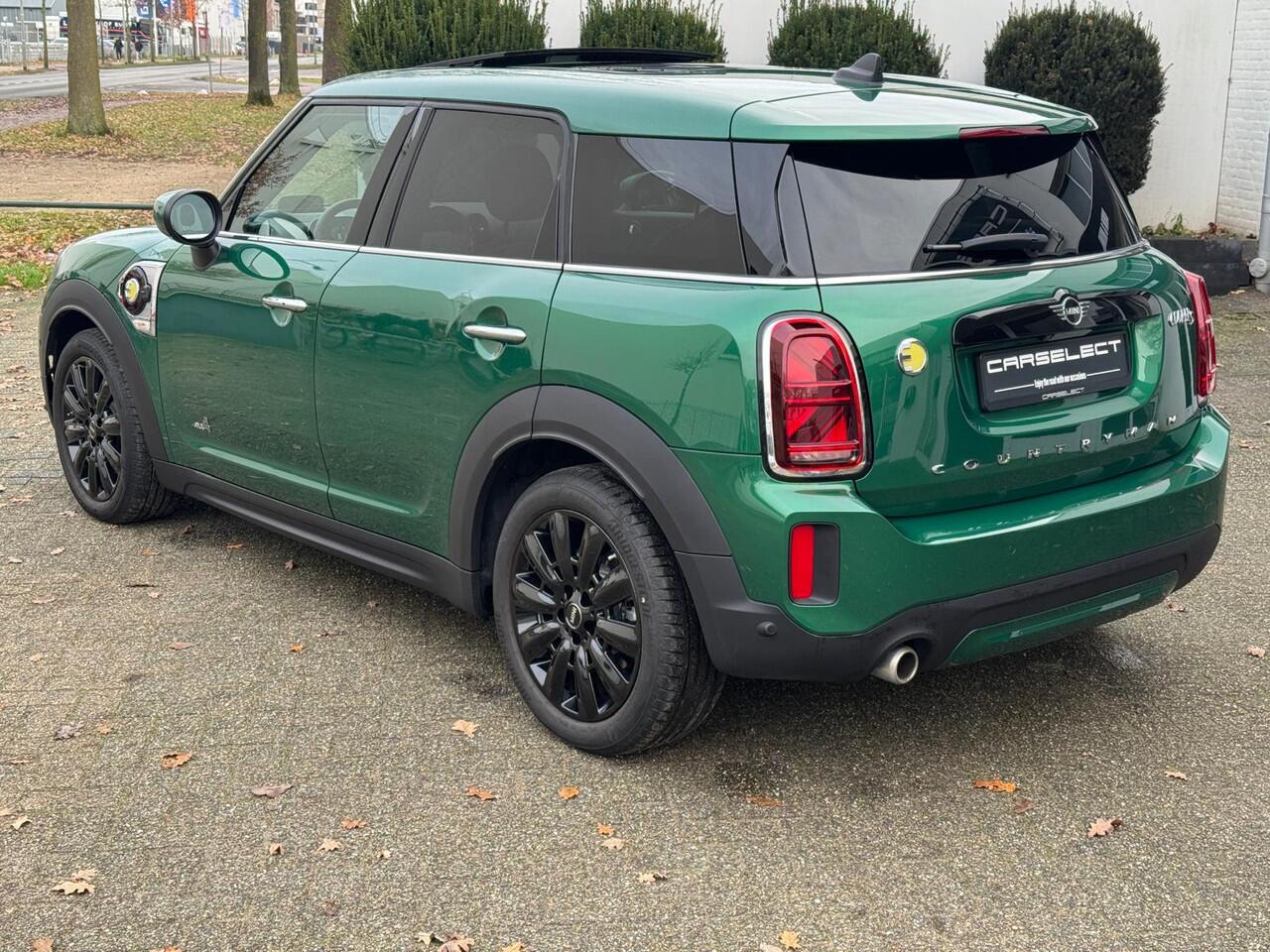 Mini COUNTRYMAN 2.0 Cooper SE ALL4 Classic Trim Panoramadak Harman/Kardon Head-up Vol opties . Neem contact op en we maken een afspraak!