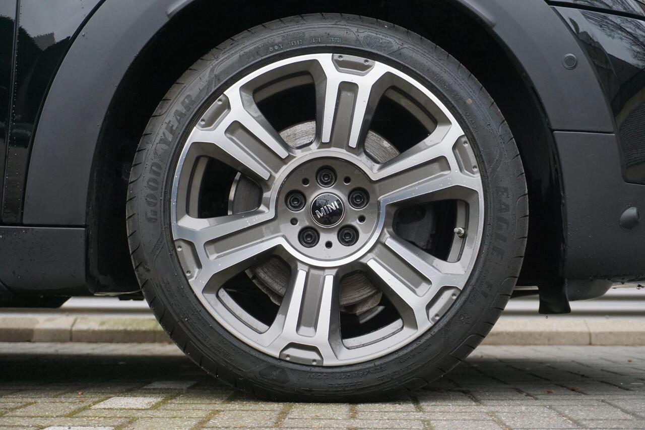 Mini COUNTRYMAN Cooper SE All4 l Automaat l Apple CarPlay l Leer l Panoramadak l 19" lichtmetaal