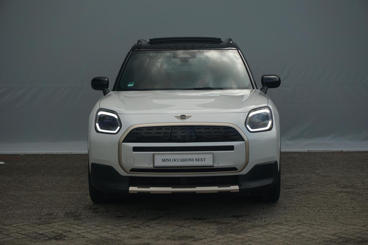 Mini COUNTRYMAN E Favoured | Pano dak / Keyless entry / Head up Display / Leer / Apple carplay