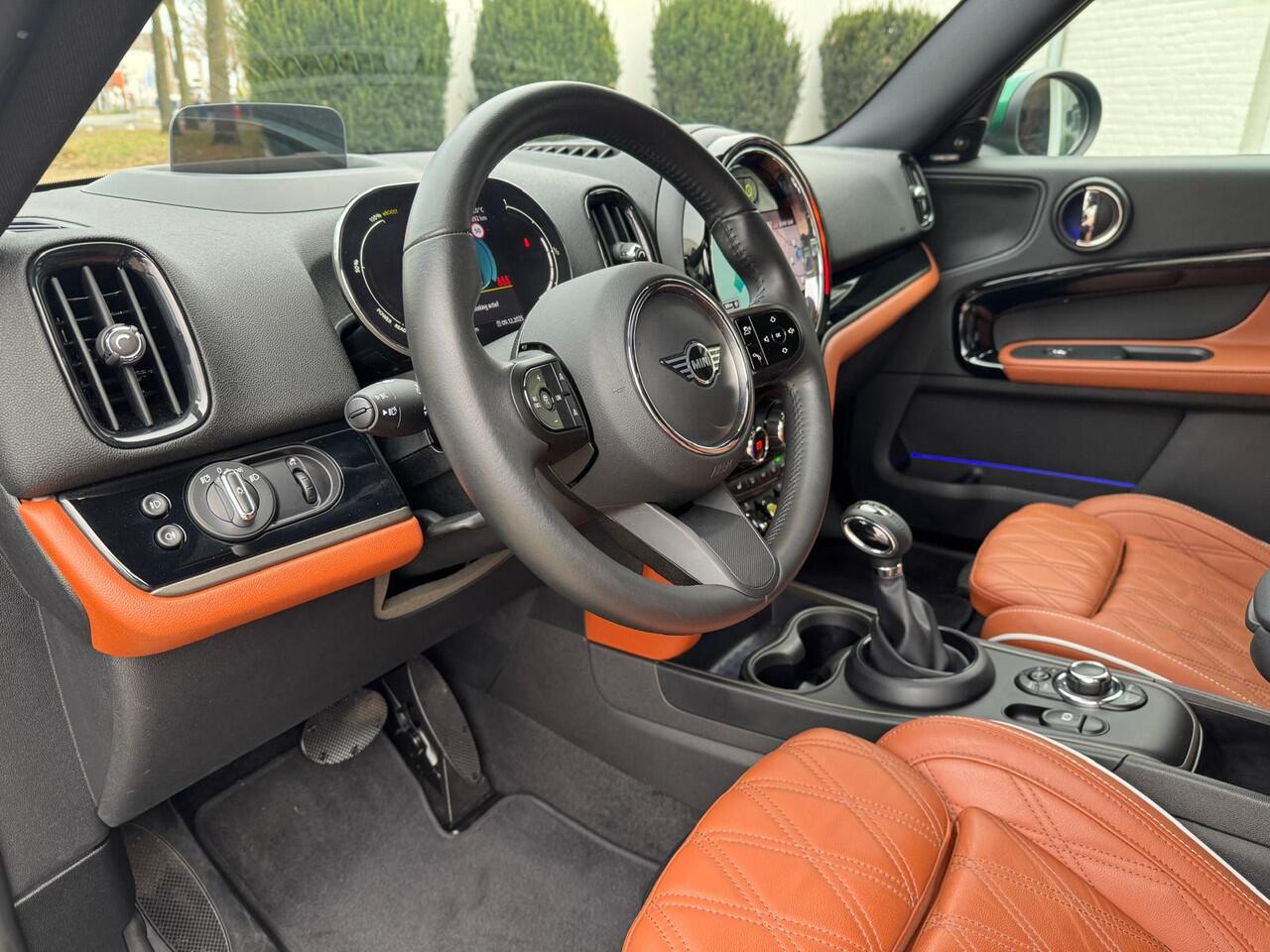 Mini COUNTRYMAN 2.0 Cooper SE ALL4 Classic Trim Panoramadak Harman/Kardon Head-up Vol opties . Neem contact op en we maken een afspraak!