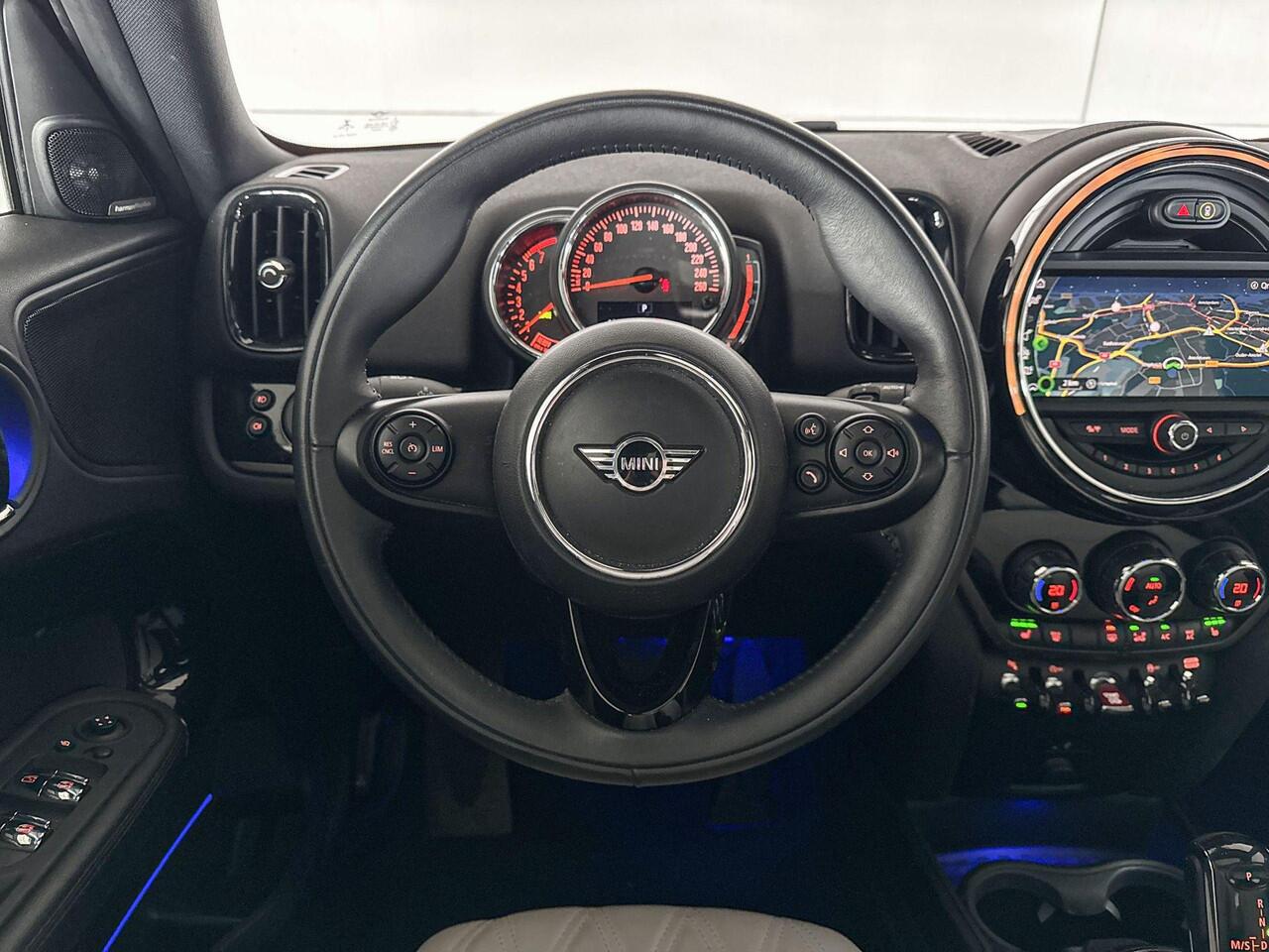 Mini COUNTRYMAN Cooper Chili