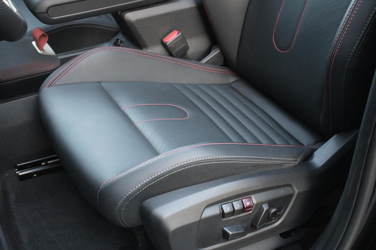 Mini COUNTRYMAN Mini 2.0 JCW ALL4 300pk John Cooper Works XL Full Options