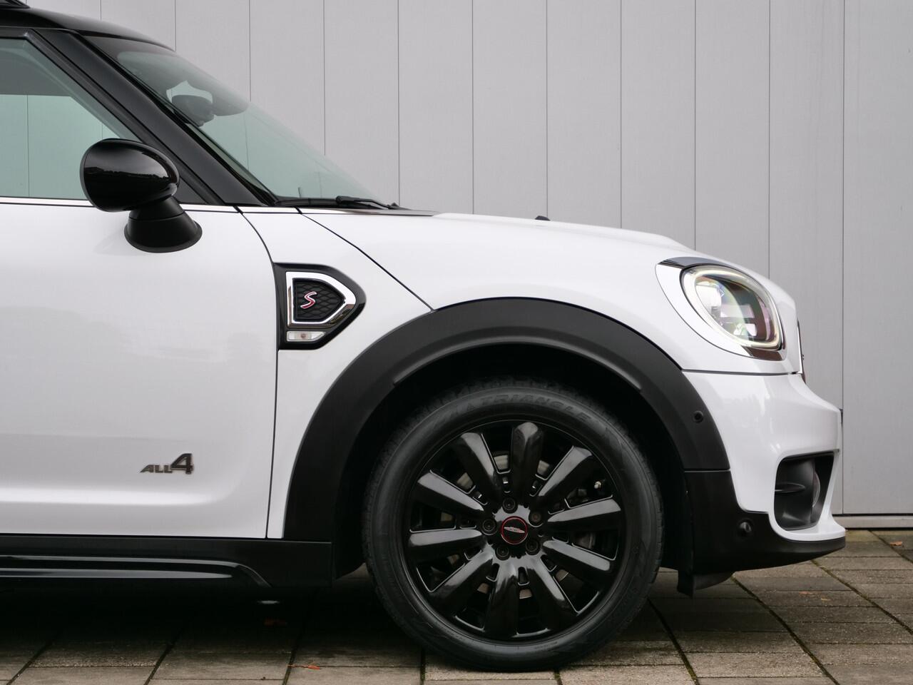 Mini COUNTRYMAN Mini 2.0 192pk Cooper S ALL4 Chili Automaat Harman Kardon / Leder / Trekhaak / Adaptive cruise