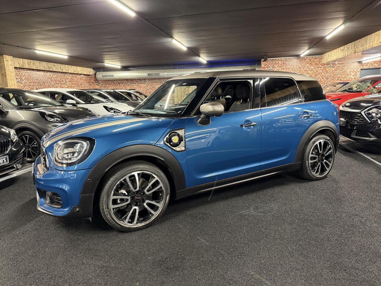 Mini COUNTRYMAN Mini 2.0 Cooper S ALL4 hybride John Cooper Works