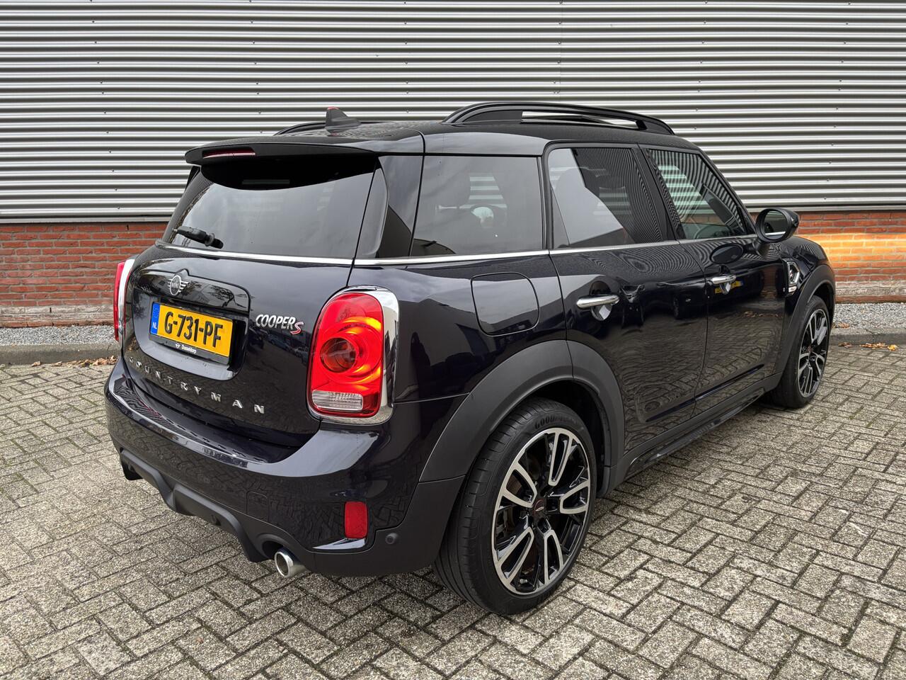 Mini COUNTRYMAN Mini 2.0 Cooper S December Actie van ¤26950 voor ¤25950 | Panoramadak | Leer | JCW | H&K | 19inch | HUD | Keyless |