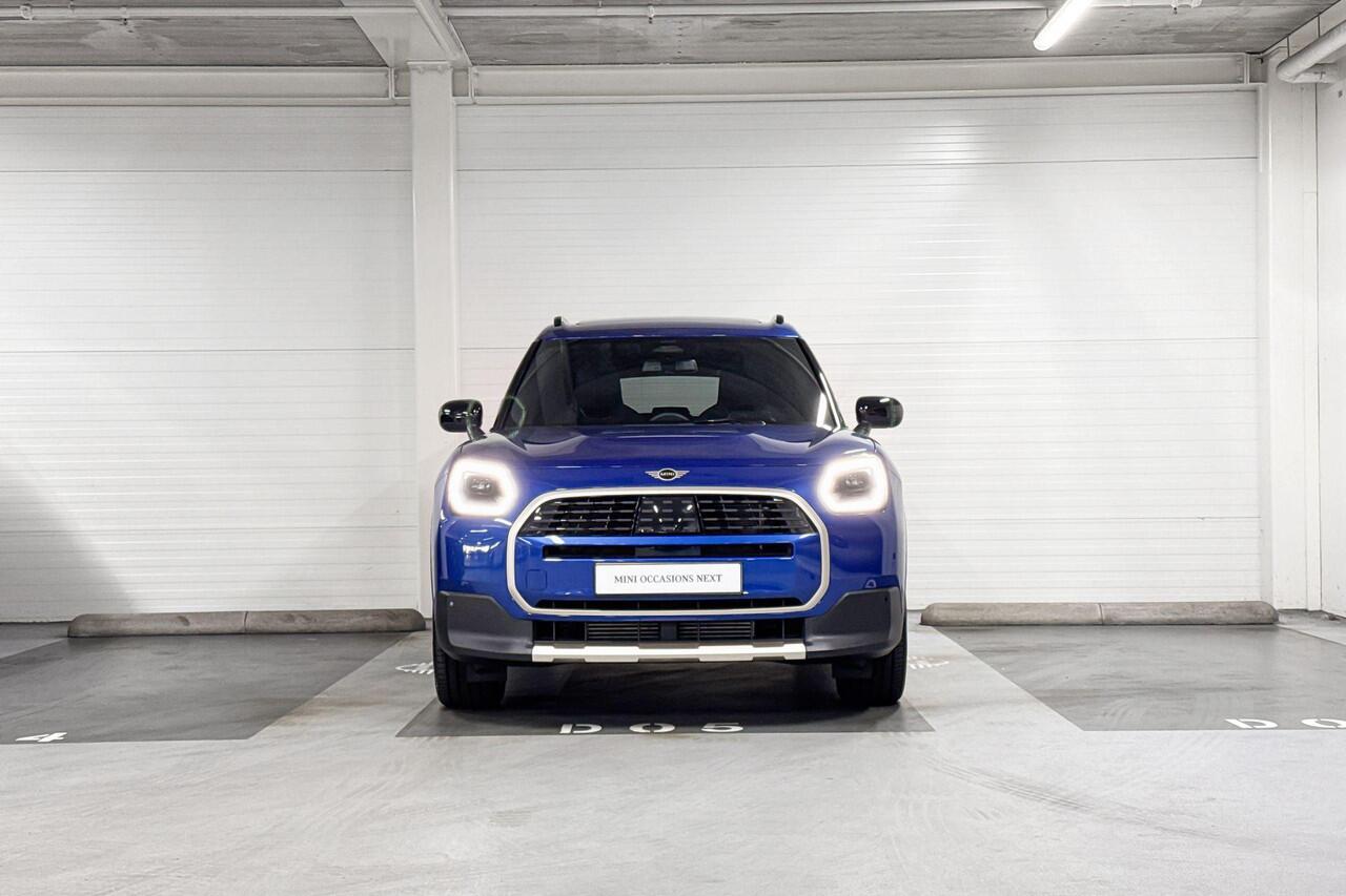 Mini COUNTRYMAN C | Favoured Uitvoering | Pakket M | 19" Kaleido Spoke 2-tone