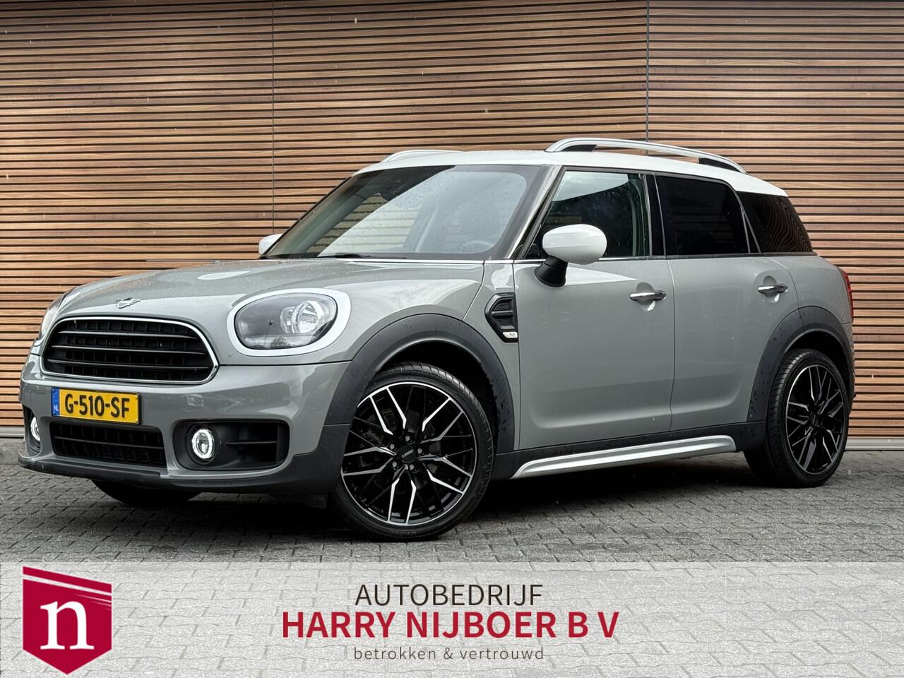 Mini COUNTRYMAN Mini 1.5 Cooper Business Edition Navi / Clima / Telefoon / Lm Velgen / PDC Achter