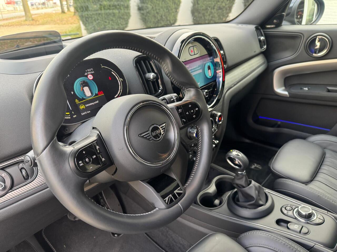 Mini COUNTRYMAN 2.0 Cooper SE ALL4 Yours Panoramadak Harman/Kardon Head-up Vol opties . Neem contact op en we maken een afspraak!