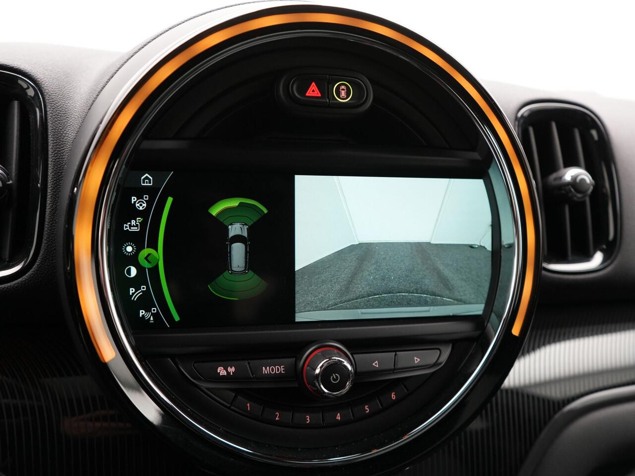 Mini COUNTRYMAN 2.0 Cooper S E ALL4 Plug in Hybrid 225pk Dealer O.H. PHEV | Panodak | Adaptive Cruise | Head Up | Harman & Kardon | Lederen Sportstoelen Verwarmd | Camera | Apple Carplay | Navigatie | Virtual | DAB |