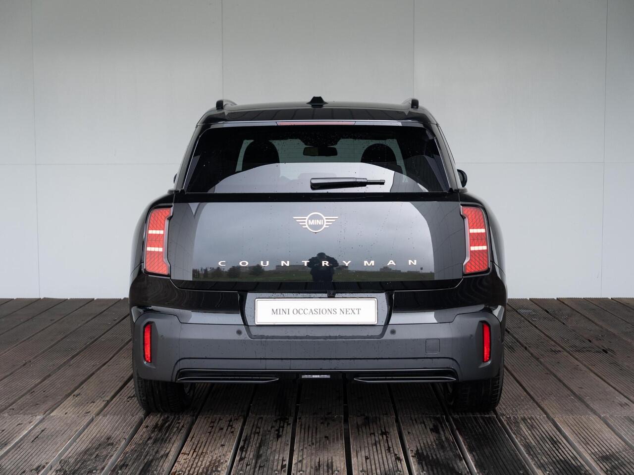 Mini COUNTRYMAN E Blackyard Edition