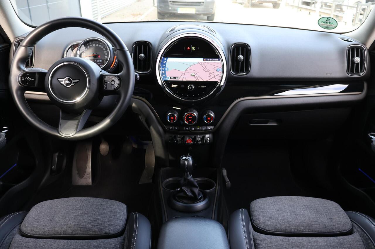 Mini COUNTRYMAN Mini 1.5 Business Edition 1e Eigenaar | NL-Auto | Volledig Onderh | BTW | AF Trekhaak | Carplay | Navi | Cruise | Full Led | Keyless | PDC