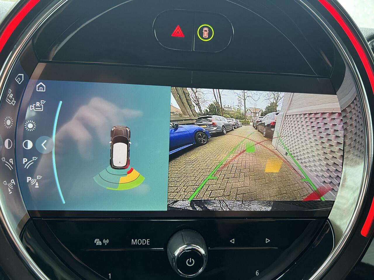 Mini COUNTRYMAN Mini 2.0 Cooper S E ALL4 Navigatie Leer Dealeronderhouden