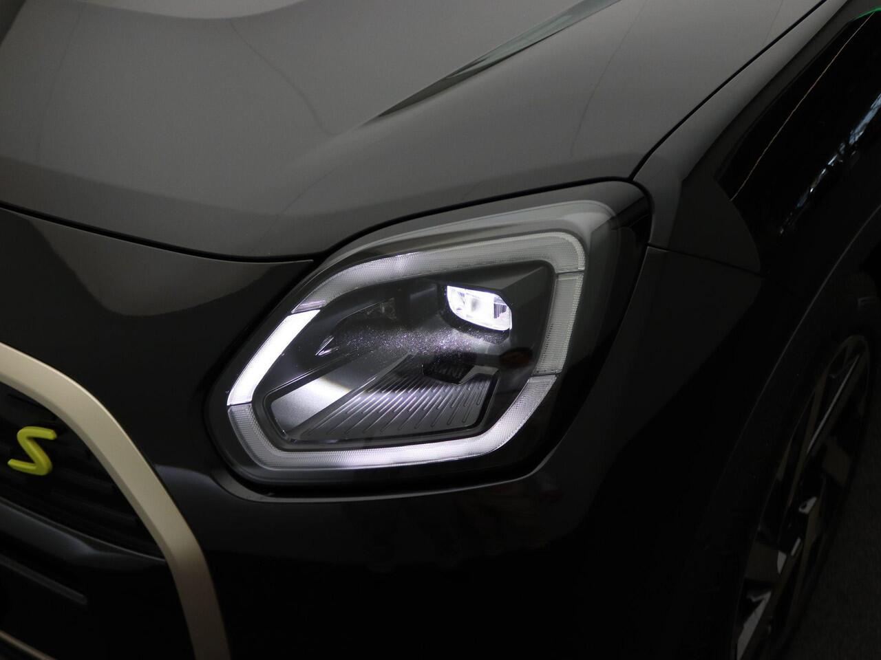 Mini COUNTRYMAN Mini SE ALL4 Favoured L 66.5 kWh Demo voertuig korting per gereden kilometer. Neem contact op voor de actuele prijs.