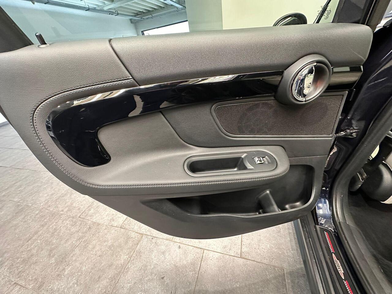 Mini COUNTRYMAN Mini 2.0 John Cooper Works ALL4 Chili Full l Pano l Harman l Apple l Head up l