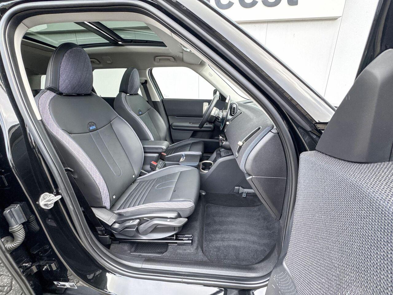 Mini COUNTRYMAN C Pakket M PLUS | Trekhaak | Panoramadak