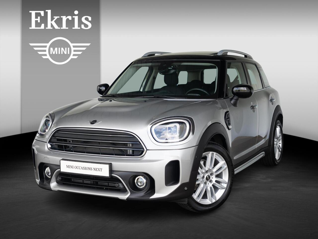 Mini COUNTRYMAN Cooper Aut. Adaptieve Cruise + Achteruitrijcamera + Elektrisch verstelbare stoelen + Glazen Panoramadak