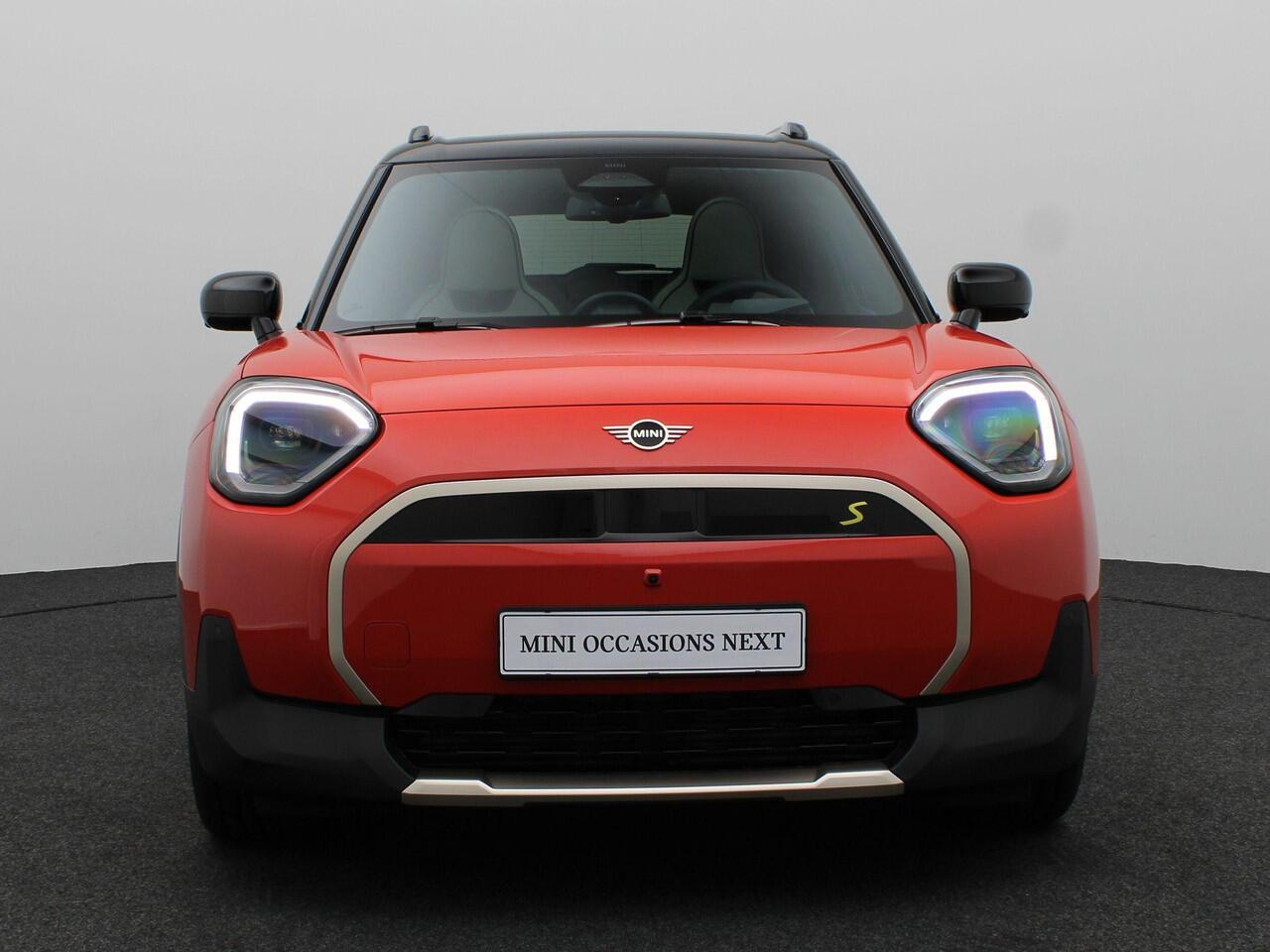 Mini Electric Aceman SE Favoured XL 54.2 kWh Demo voertuig korting per gereden kilometer. Neem contact op voor de actuele prijs