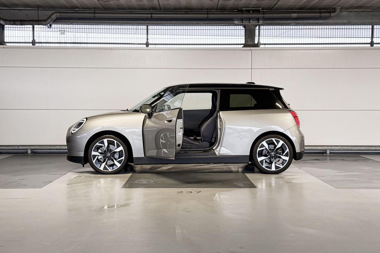 Mini Electric Cooper 3-deurs SE Favoured XL